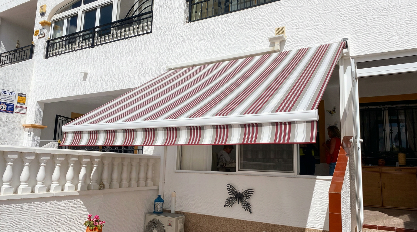 Toldo Premium de brazos articulados instalado