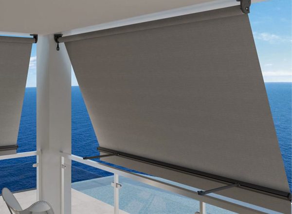 Stores pour balcons avec ombre sans perdre la ventilation. - Screens verticaux pour la protection latérale et périphérique. à Alicante | Toldos Corona