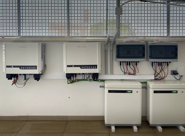 Technical reading application - Solar panel structures with cleaner, more useful and more productive integration. in Alicante | Toldos Corona