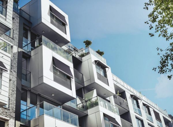 Toldos de punto recto - Catálogo de toldos, pérgolas y soluciones de exterior. en Alicante | Toldos Corona